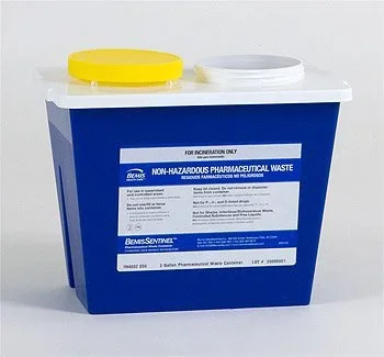Bemis Healthcare Bemis Sentinel Pharmaceutical Waste Container 15-7/8 H X 16-1/2 L X 11-13/16 W Inch 8 Gallon Blue Base / White Lid Gasketed Hinged Lid – 4008 050