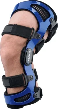 Breg Fusion OTS Knee Brace Medium Plus Hook and Loop Closure 19-1/2 to 21 Inch Circumference Left Knee – 535