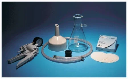 Fisher Scientific Filtering Kit Includes: 500 mL Filtering Flask, 90 mm Porcelain Buchner Funnel, Hand Vacuum Pump, 90 mm Filter Papers, Rubber Stopper, Vacuum Hose For Liquid Filtration – S04535