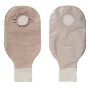 Hollister New Image Two-Piece Drainable Pouch, 1-3/4″ Flange, Clamp Closure, Transparent