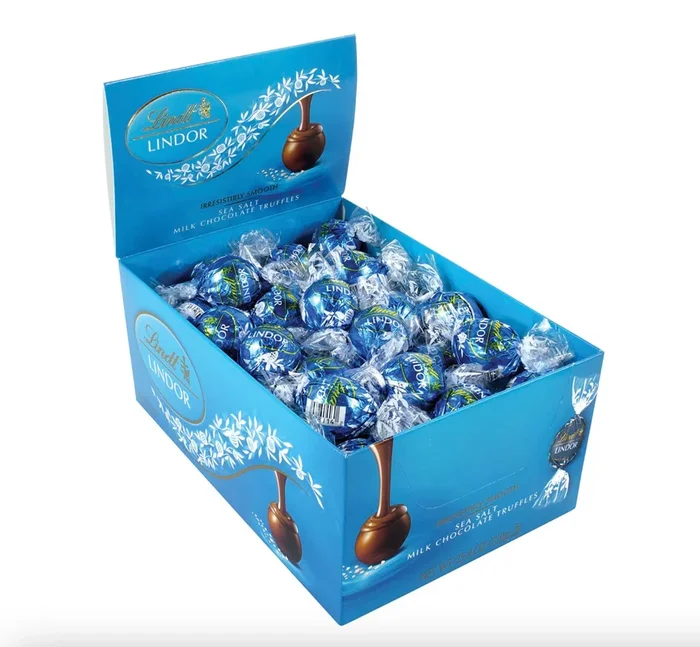 Lindt Lindor Truffles Sea Salt Milk Chocolate Truffle