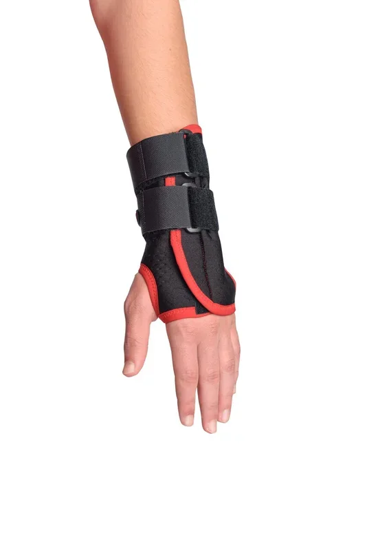 MAXAR Airprene (Breathable Neoprene) Wrist Splint – Black w/Red Trim