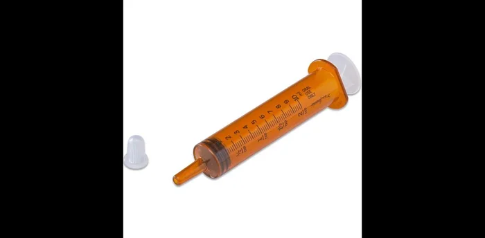 Monoject Oral Syringe, 3ML, 0.1ML Graduation, Amber
