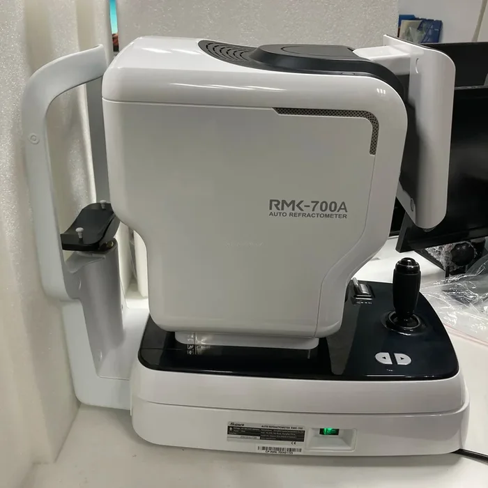MRMK700: Your Portable Solution for Auto Refraction and Keratometry