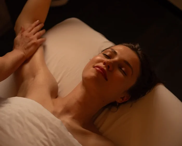 ORA Method™ Signature Massage – 80 mins