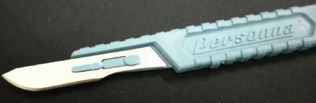 Southmedic Personna Plus Scalpel Size 15 Sterile Disposable – 73-0115