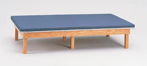 Upholstered Mat Platform 4’X7′ 18 Height